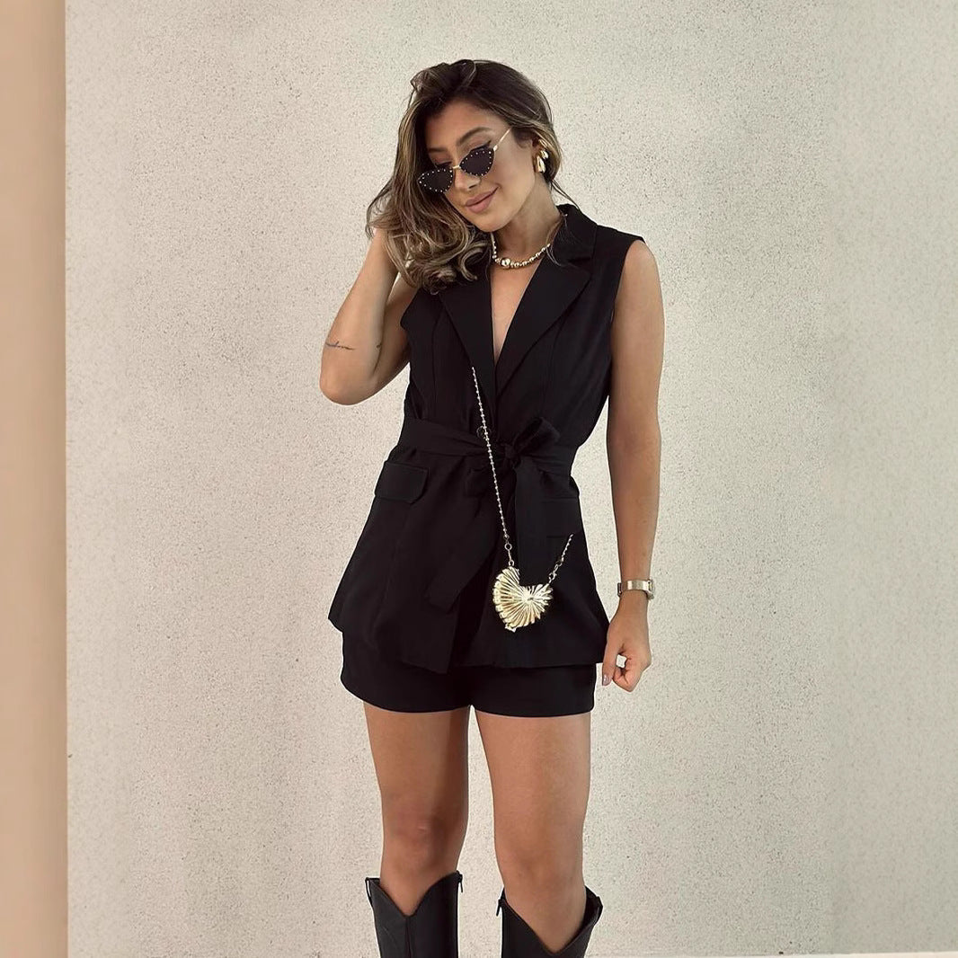1Sleeveless Tied Blazer Two-Piece Set