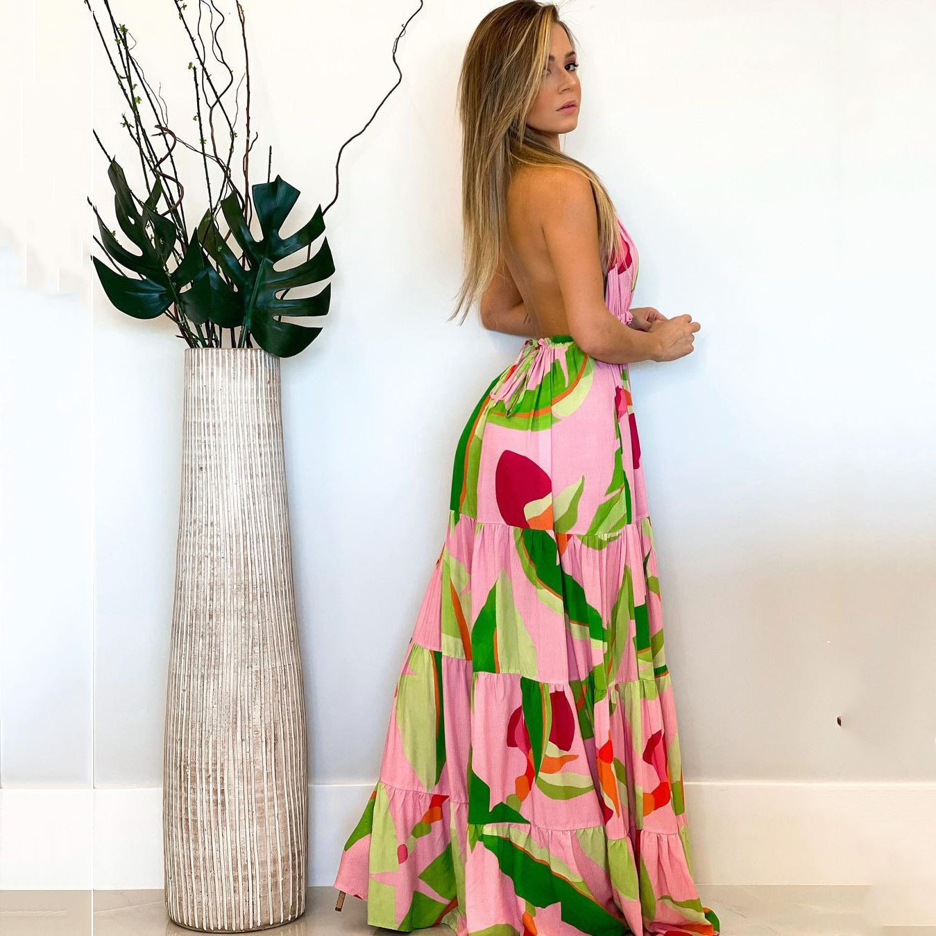 WOLFF | Rückenfreies Bohemian Blumennetz-Spaghetti-Träger Langkleid