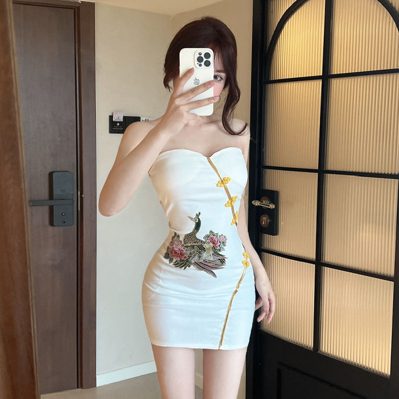 WOLFF | Qipao trägerlos schulterfreies figurbetontes Kleid
