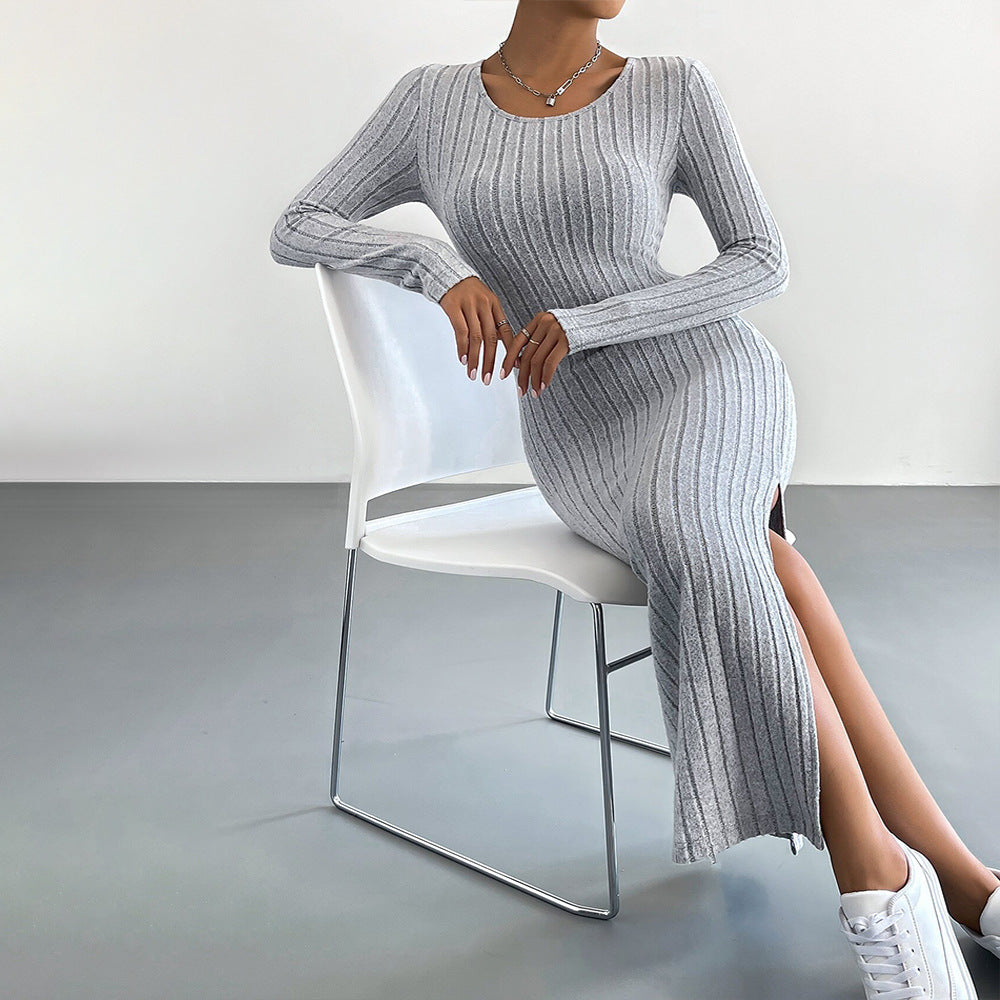 WOLFF | Minimalistische enganliegende Schlitz Bleistift Mid-Length Rock Kleid