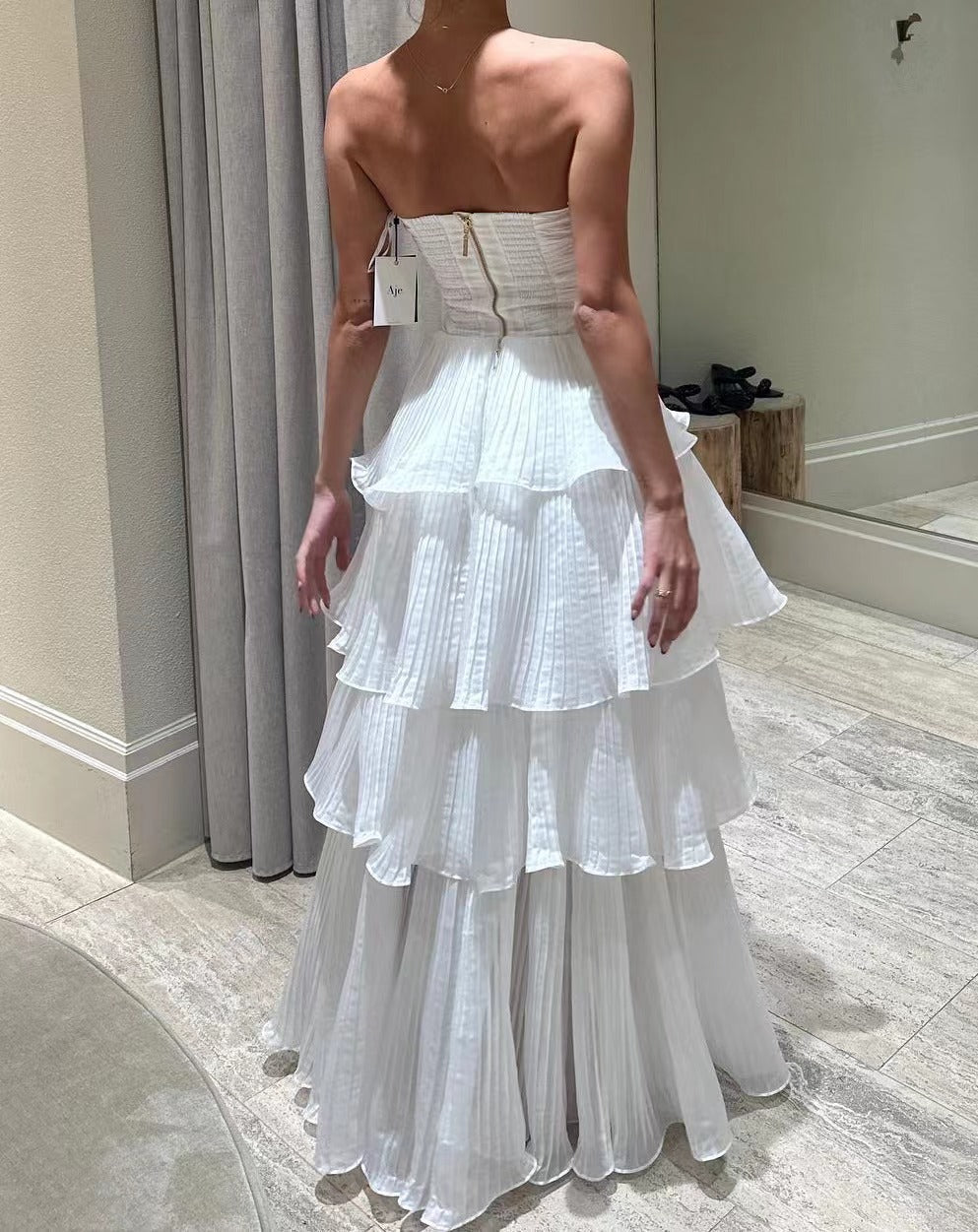 WOLFF | Schlankmachendes Midi-Kuchen Kleid