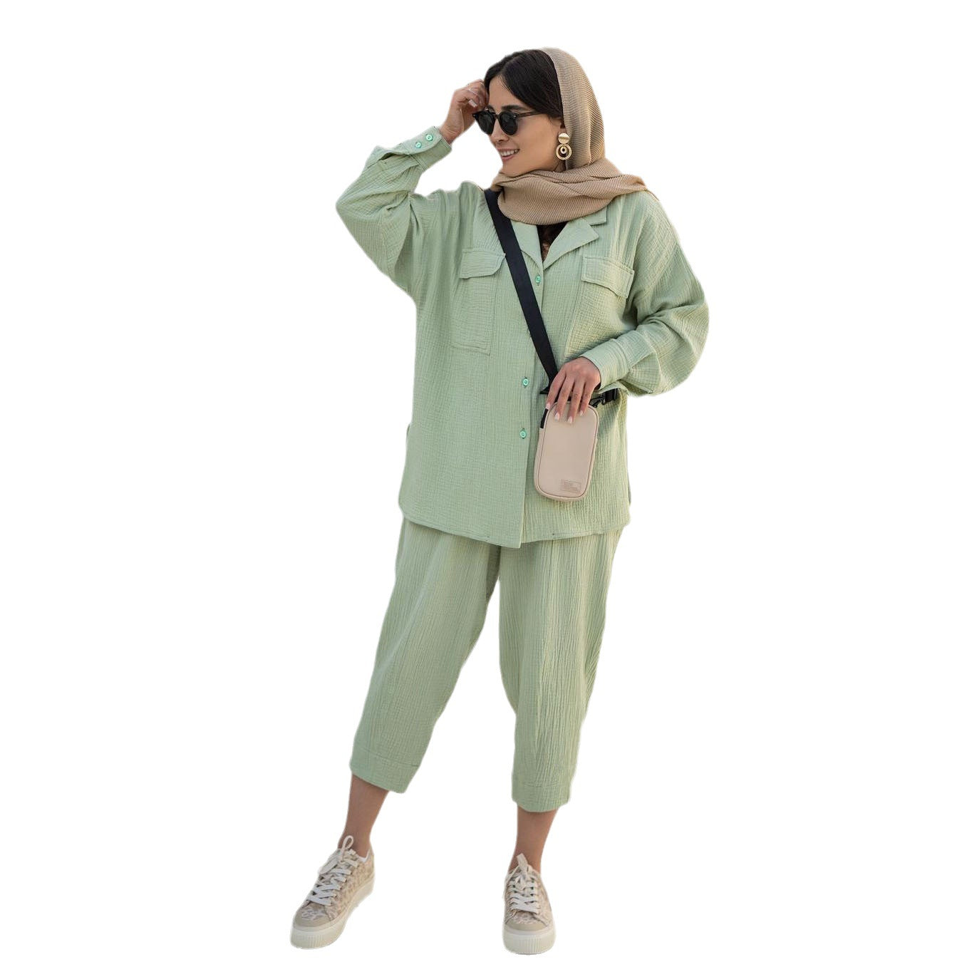WOLFF | Reverskragen Langarmshirt und Neun-Punkt-Hosen-Set