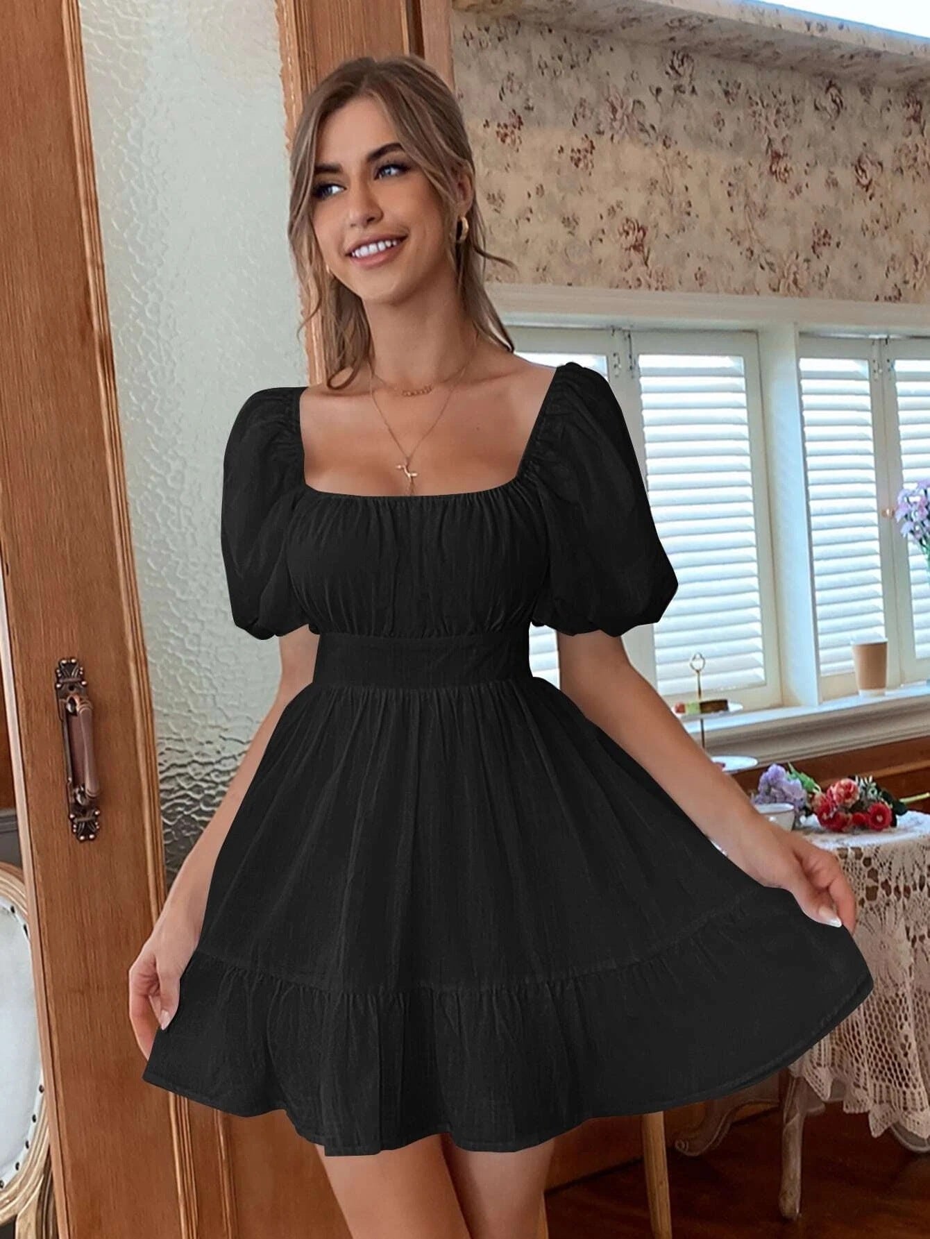 WOLFF | Elegantes Herz-Ausschnitt Rückenfreies Langkleid