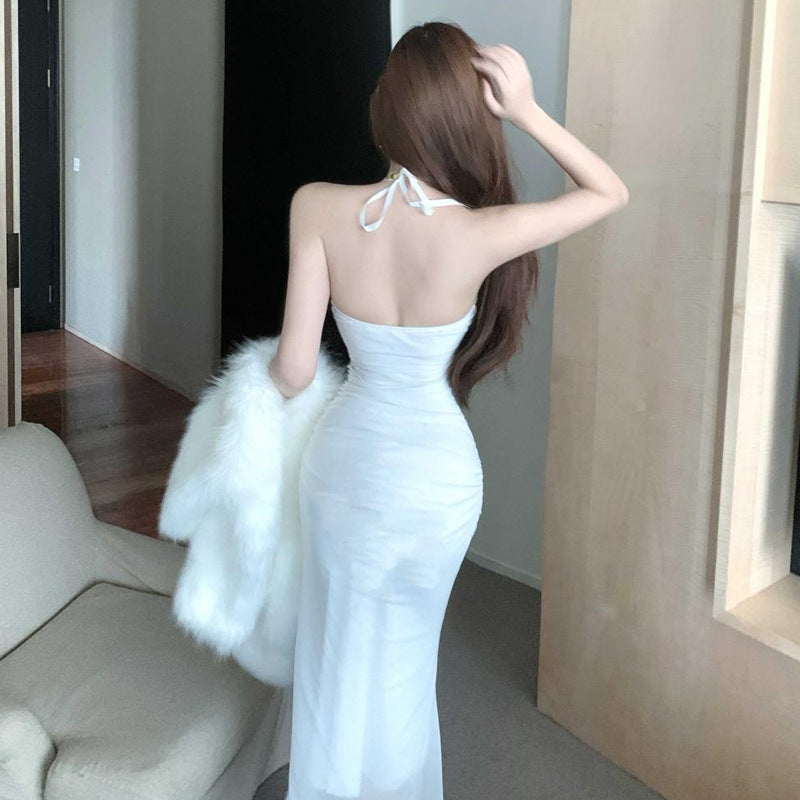 WOLFF | Französisches Halterneck Bodycon Kleid
