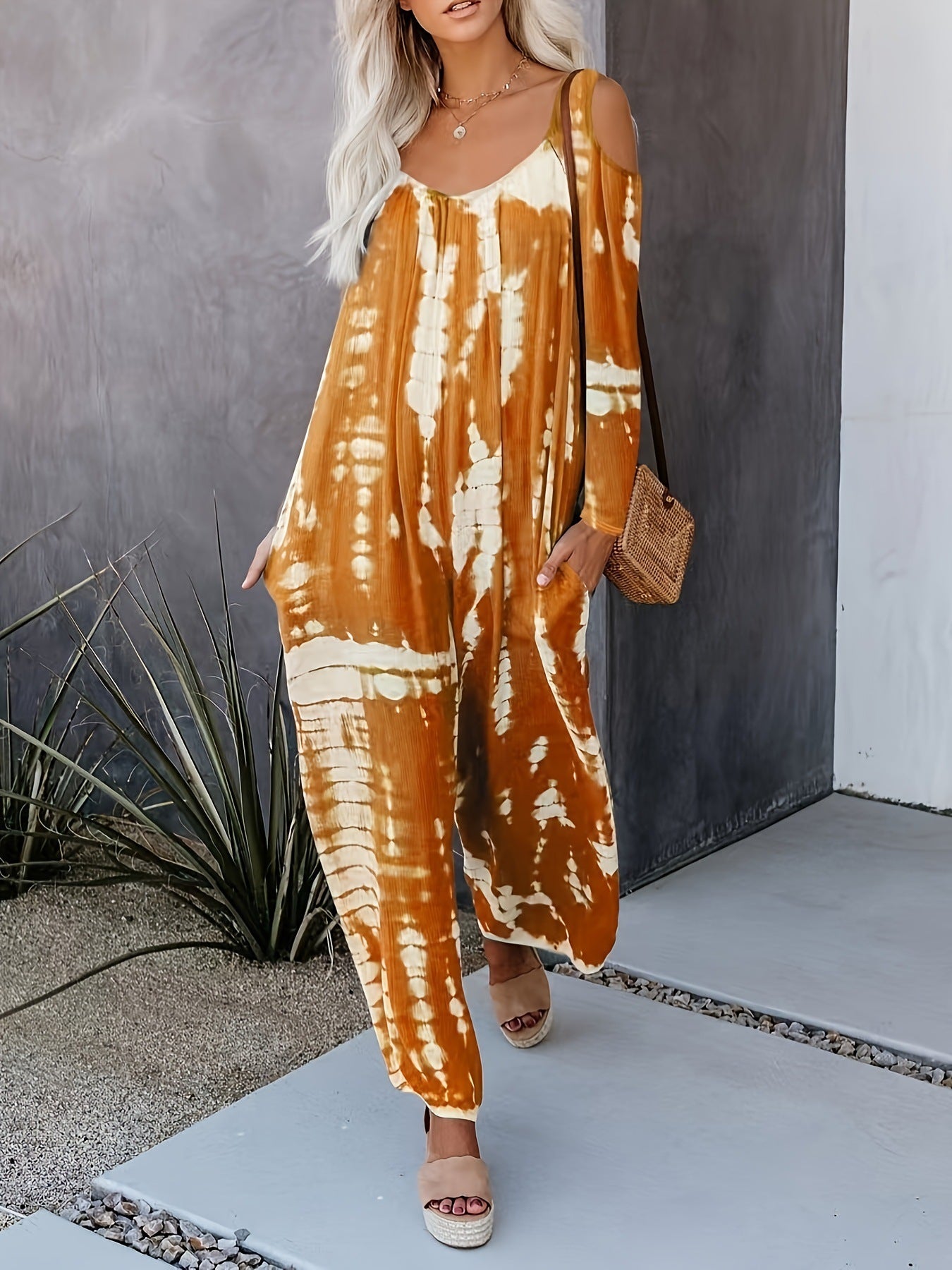 WOLFF | Schulterfreier weitbeiniger Jumpsuit