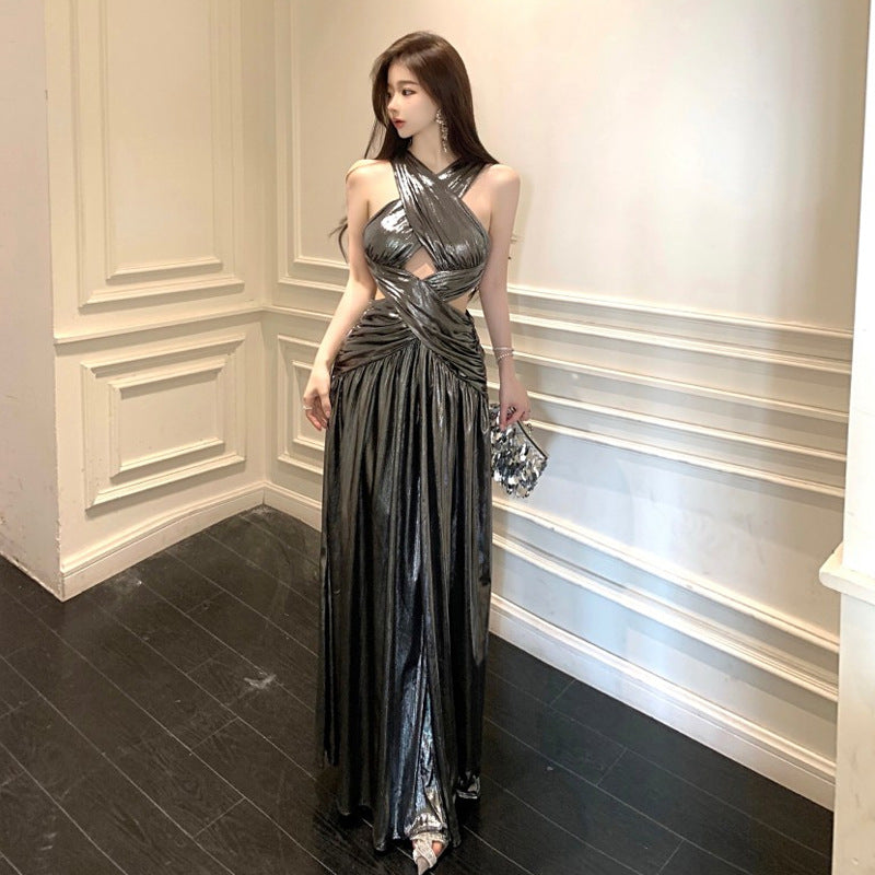 WOLFF | Vintage Metall Falten Linie Ausgehöhlte Halterkleid