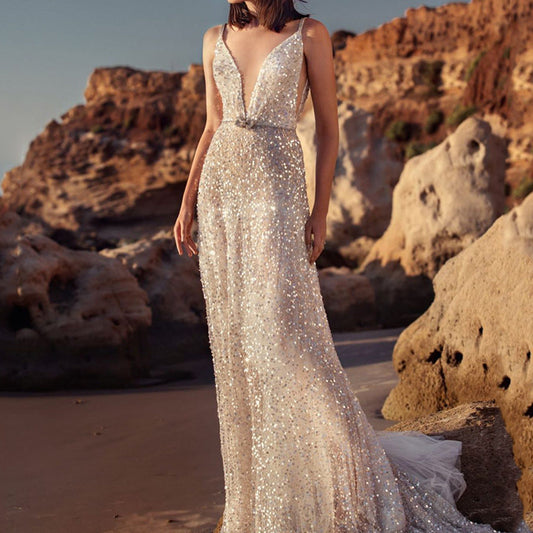 WOLFF | V-Ausschnitt Ärmelloses Taillensammlungs Silber Paillette Slip Dress