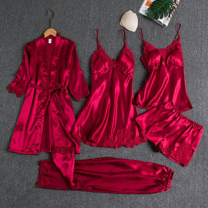 Luxuriöses Pyjama-Set
