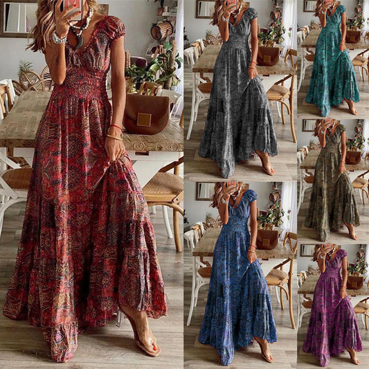 WOLFF | Tailliertes floral gemustertes Maxi Kleid mit weitem Rock