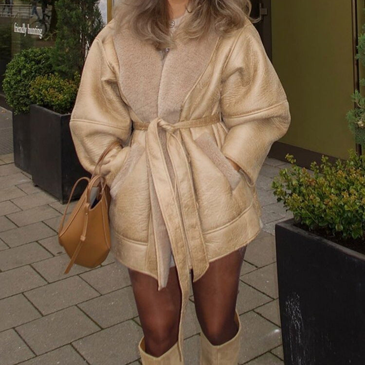 Damen Lässige jacke mit weichem Futter und praktischen Taschen Heidi-Mode