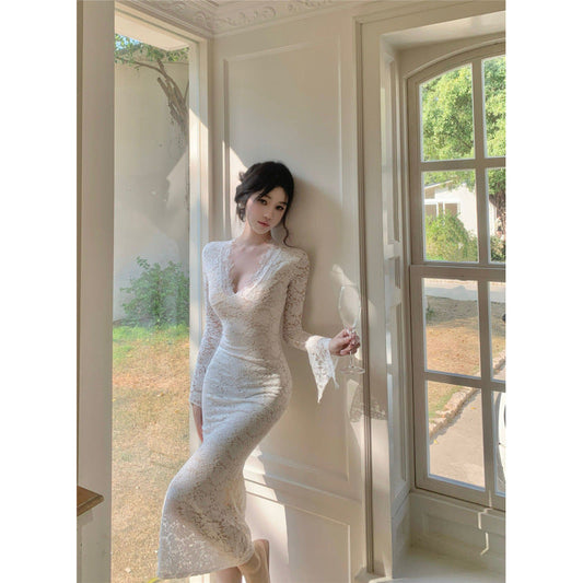 WOLFF | Spitzenreife Schmale Passform Meerjungfrau Maxi Kleid