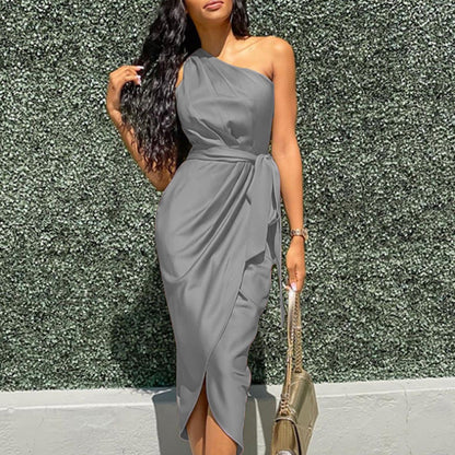 WOLFF | Asymmetrisches One-Shoulder Gürteldress Slim Fit Satin Dress