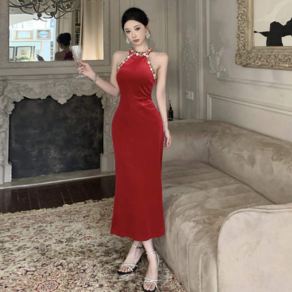 WOLFF | Glitzerndes Strass Samt Halterneck Kleid