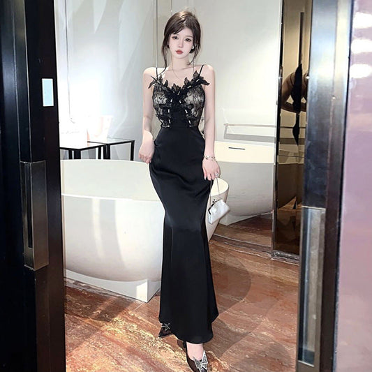 WOLFF | Slim Fit Elegantes Schlankes Dreidimensionales Spitzen-Trägerkleid