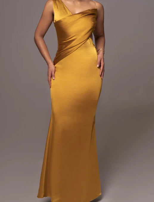 WOLFF | Asymmetrisches Schulter Satin Einfarbiges Abendkleid