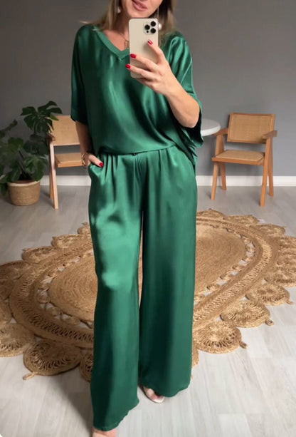 WOLFF | Einfarbiges Seiden-V-Ausschnitt-Casual-Set