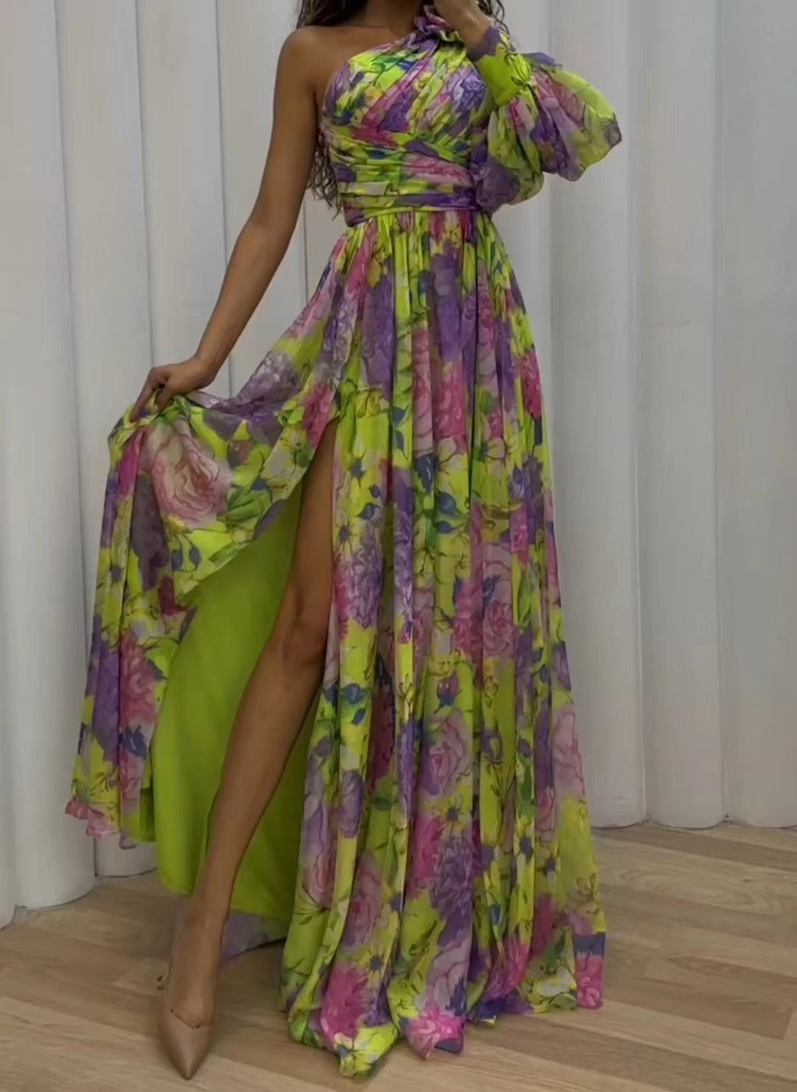 WOLFF | Blumenkleid in Übergröße mit weitem Schwungrock