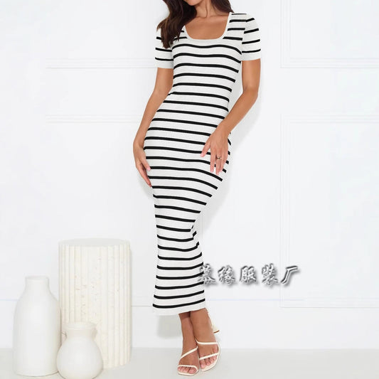 WOLFF | U-Ausschnitt Kurzarmkleid