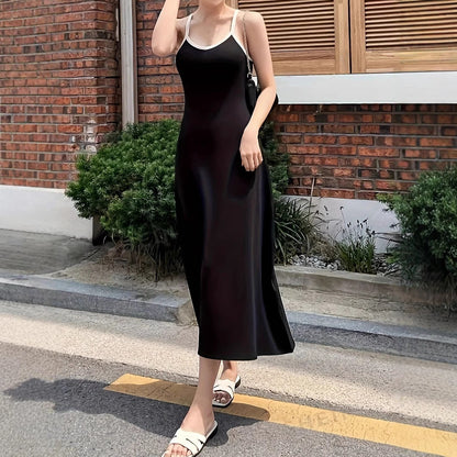 WOLFF | Rückenfreies U-Ausschnitt Rollträgerkleid