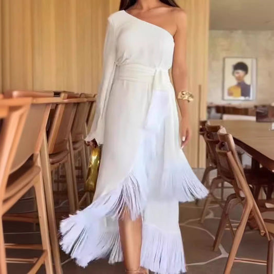 WOLFF | Einfarbiges Fransenabendkleid mit vollem Saum