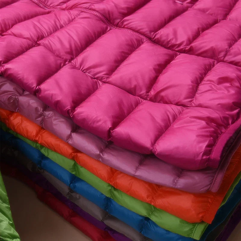 Heidi-Mode | Ultraleichte Damen Daunenjacke mit Kapuze