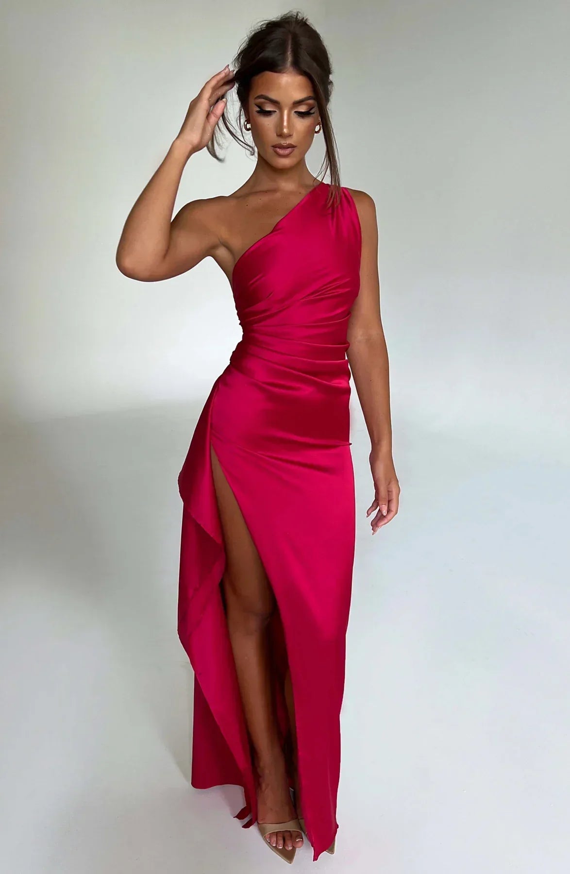 1One Shoulder Pleated Split Satin Dress