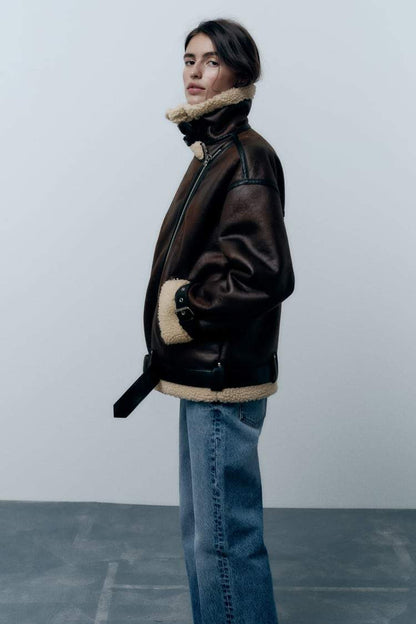 Karina | Jacke mit Revers aus Kunstmaterial