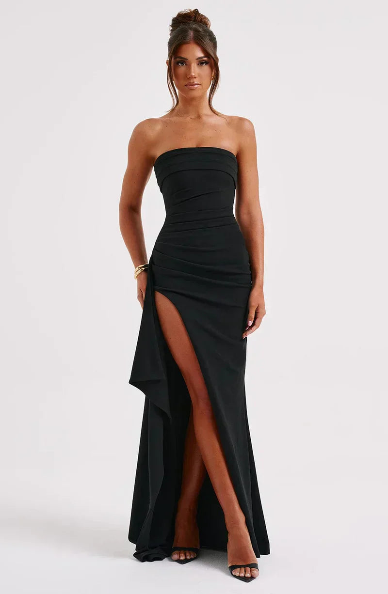 Stilvolles schulterfreies Partykleid